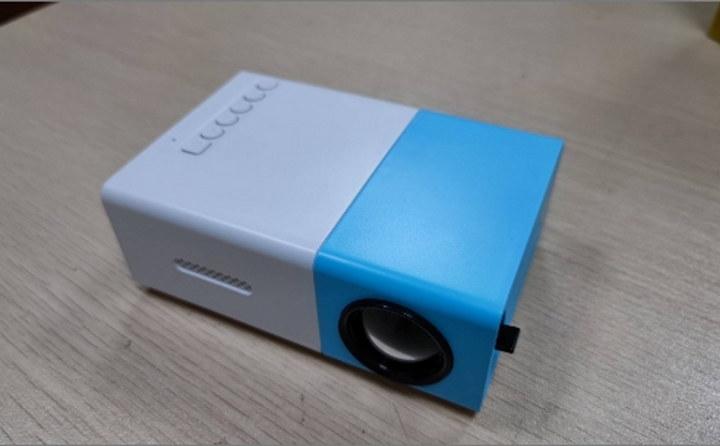 MINI LED PROJECTOR